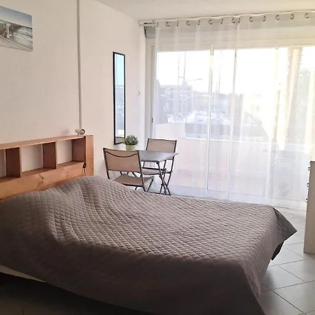 721, Port Nature 7 Au Village Naturiste Apartament
