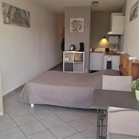 721, Port Nature 7 Au Village Naturiste Apartament *